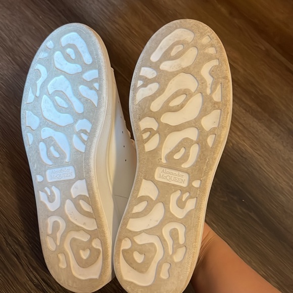 Alexander McQueen Sneakers - Picture 6 of 6